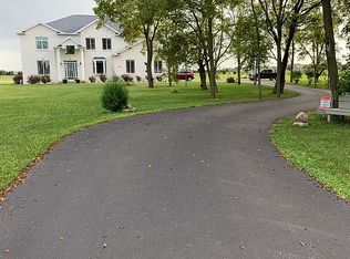 5577 Moline Martin Rd, Walbridge, OH 43465