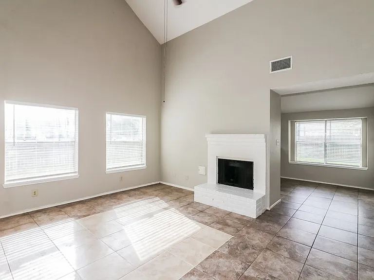 6042 Beaconridge Dr — Photo 5