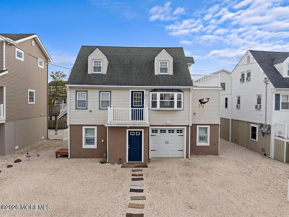 26 W Oceanview Dr