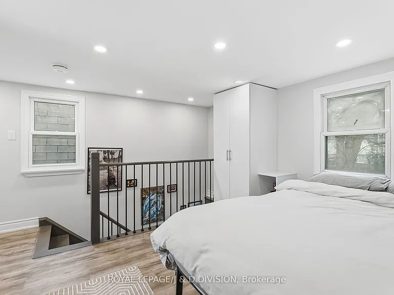 118 Bogert Ave #UPPER — Photo 12