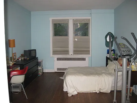 Rented by Geng Han, LREB | media 5