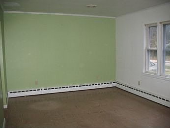 2nd image of 2708 Theresa Ave