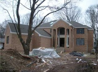 36 Hillwood Ave, Edison, NJ 08820