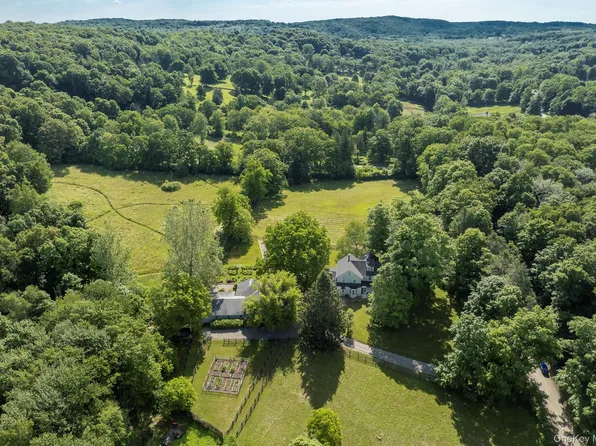 22 Wallace Road, North Salem, NY 10560