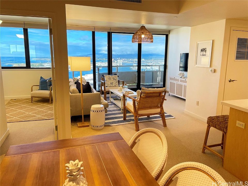 1st image of 600 Queen St APT 3608