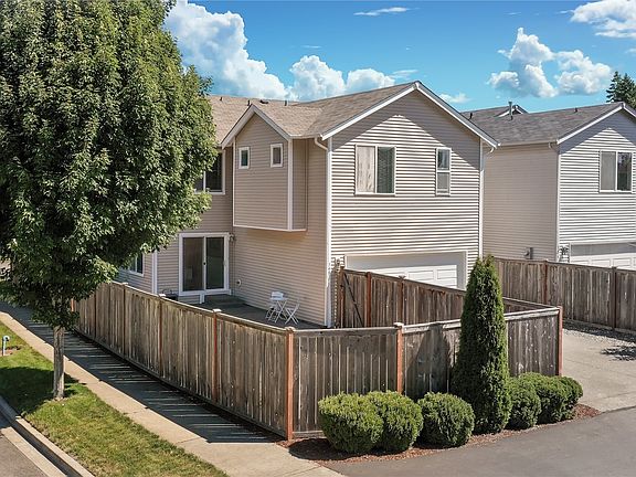 3rd image of 3487 Peterson Street