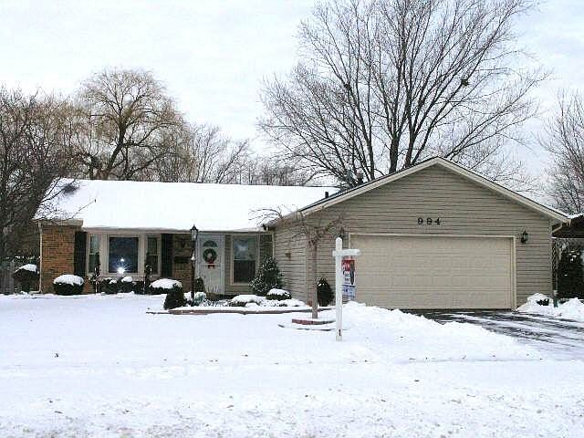 1st image of 994 N Country Ln