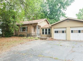 4123 Burnett Ave, Saint Louis, MO 63125