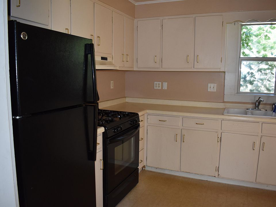 2nd image of 649 Drexel Blvd
