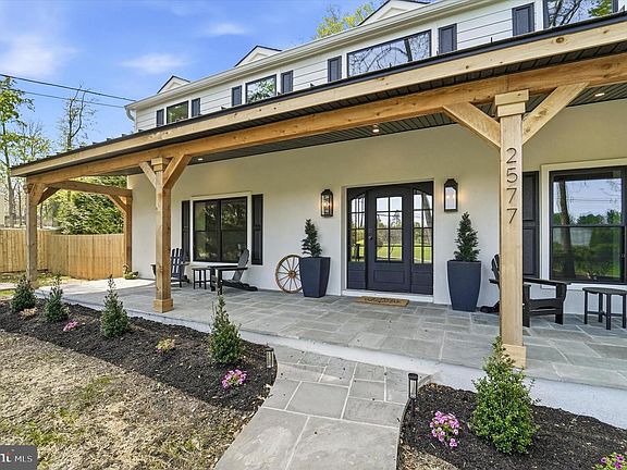 5th image of 2577 Wayland Rd