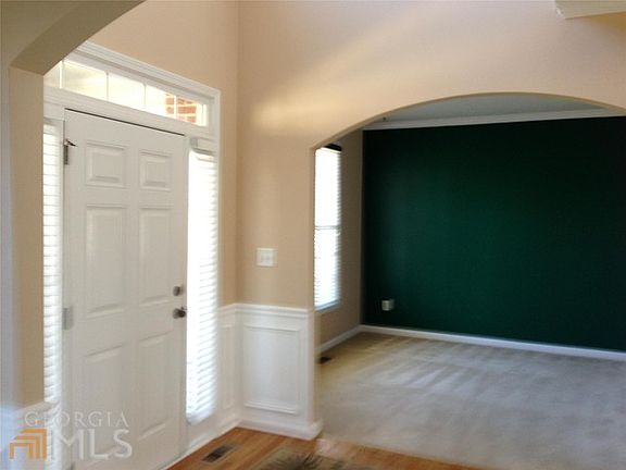 2nd image of 2671 Hillgrove Dr