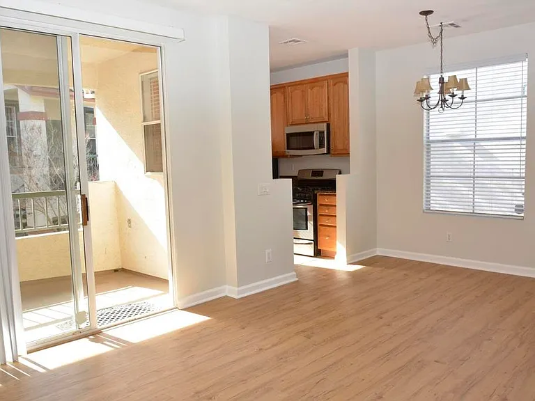 10880 Sabre Hill Dr #298 — Photo 2