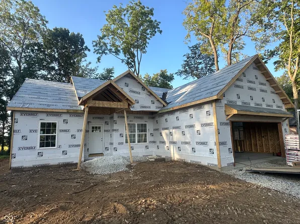 645 Mill Spgs, Coatesville, IN 46121