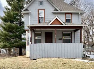 430 Irving Ave, Rockford, IL 61101