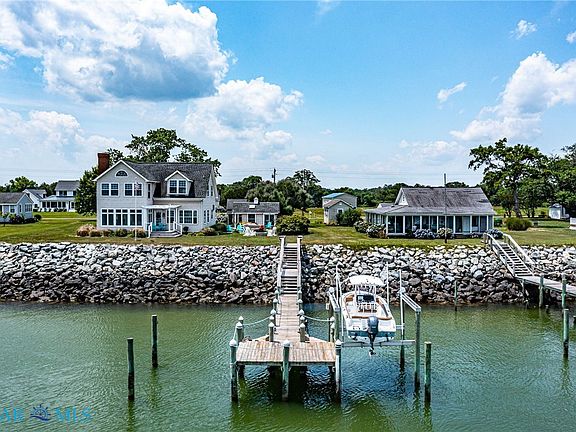 4th image of 639 Marshall Beach Rd