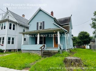 2822 4th St NW, Canton, OH 44708