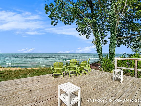 5th image of 4386 Lakes Edge Dr