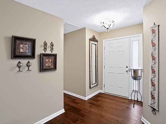 5th image of 16780 Loch Cir