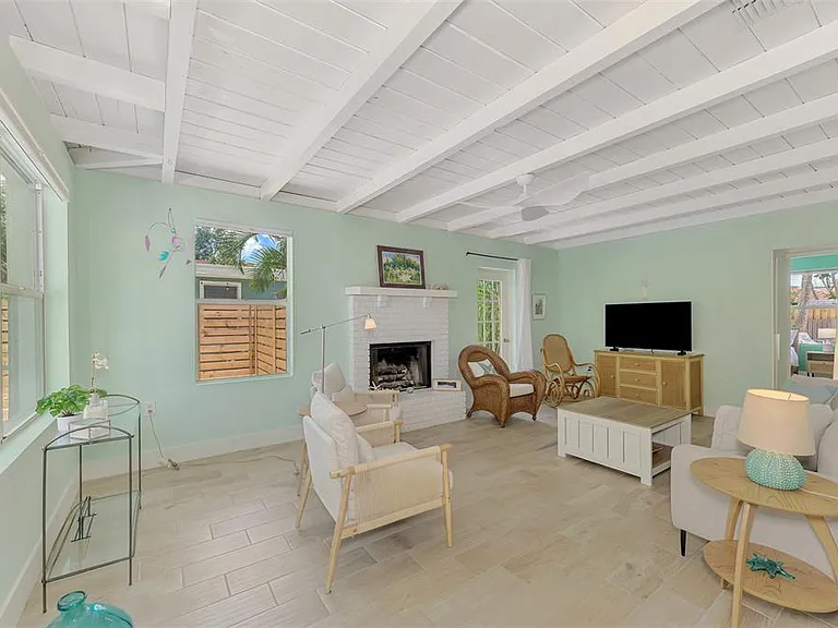 5253 Avenida Del Mare — Photo 8