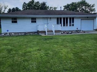 205 N Kentucky St, Atwood, IL 61913