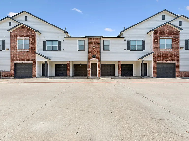 Parmer Place — Photo 18