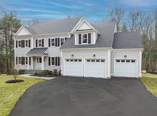 6 Briar Ln, Natick, MA 01760