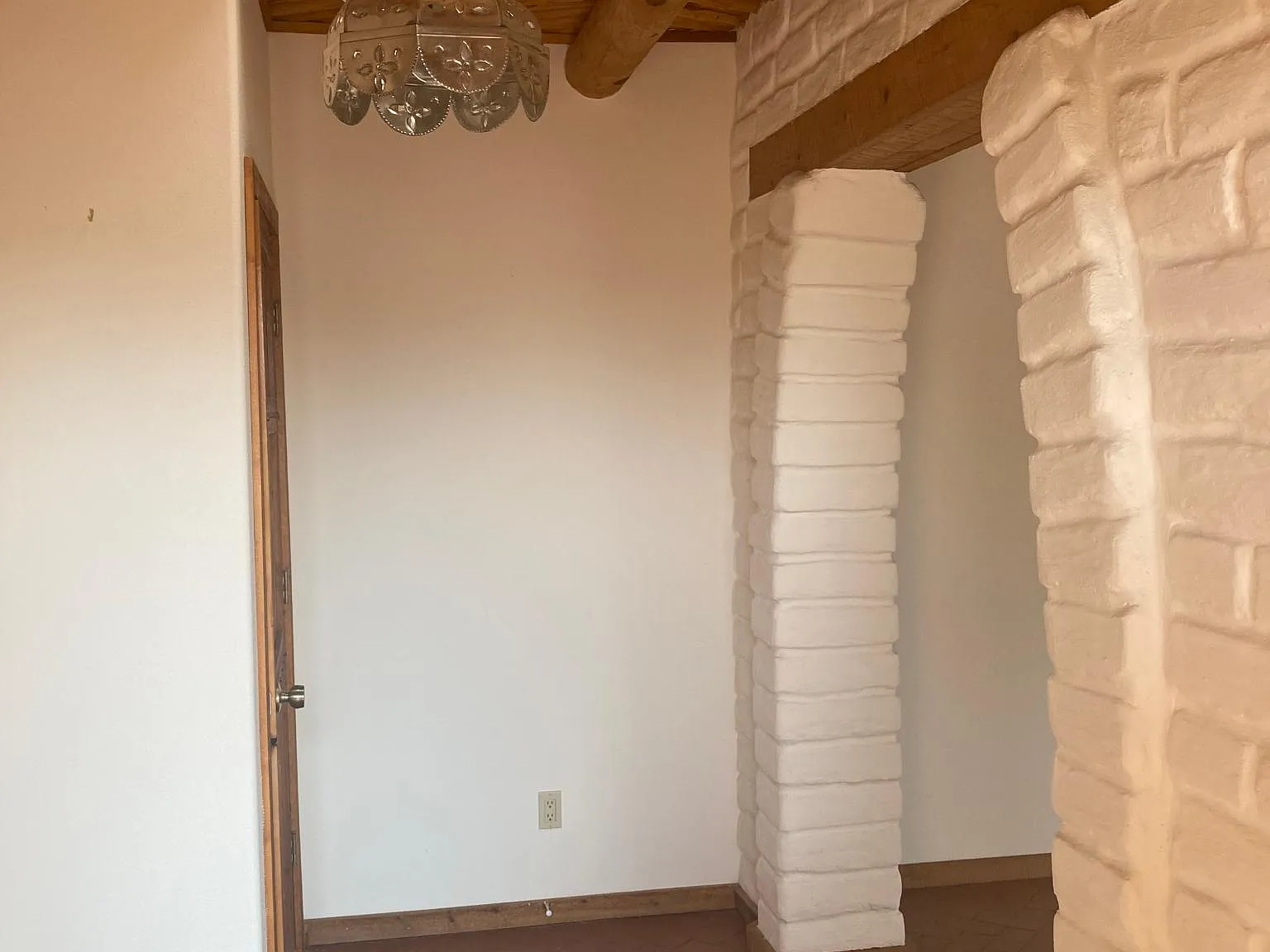 3 bed, 1870 sqft, $2,795 — Photo 3
