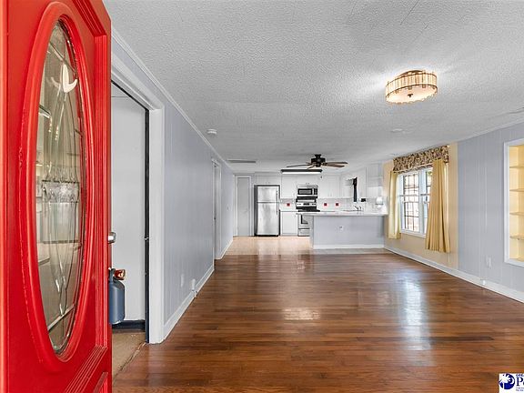 2nd image of 617 10th Ave