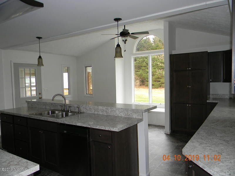 2nd image of 4863 W Woods Rd