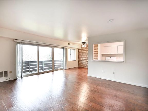 2nd image of 1009 Sanlin Dr
