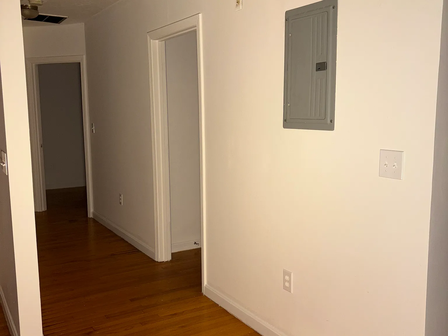 3 bed, $2,400 — Photo 3