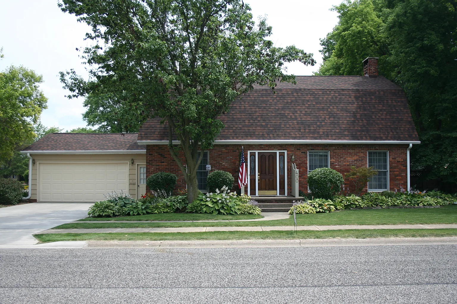 400 S Mississippi Ave photo 1