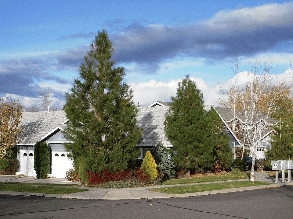 Handicap Accessible Units with concrete ramps