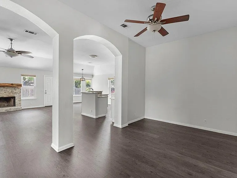 13213 Villa Park Dr — Photo 9