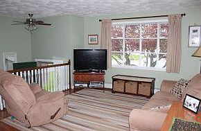 5th image of 7 Debra Lee Dr