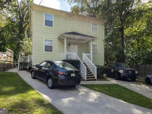 1396 Kennesaw Dr NW, Atlanta, GA 30318