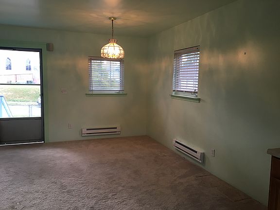 4th image of 722 Hewitt Ave