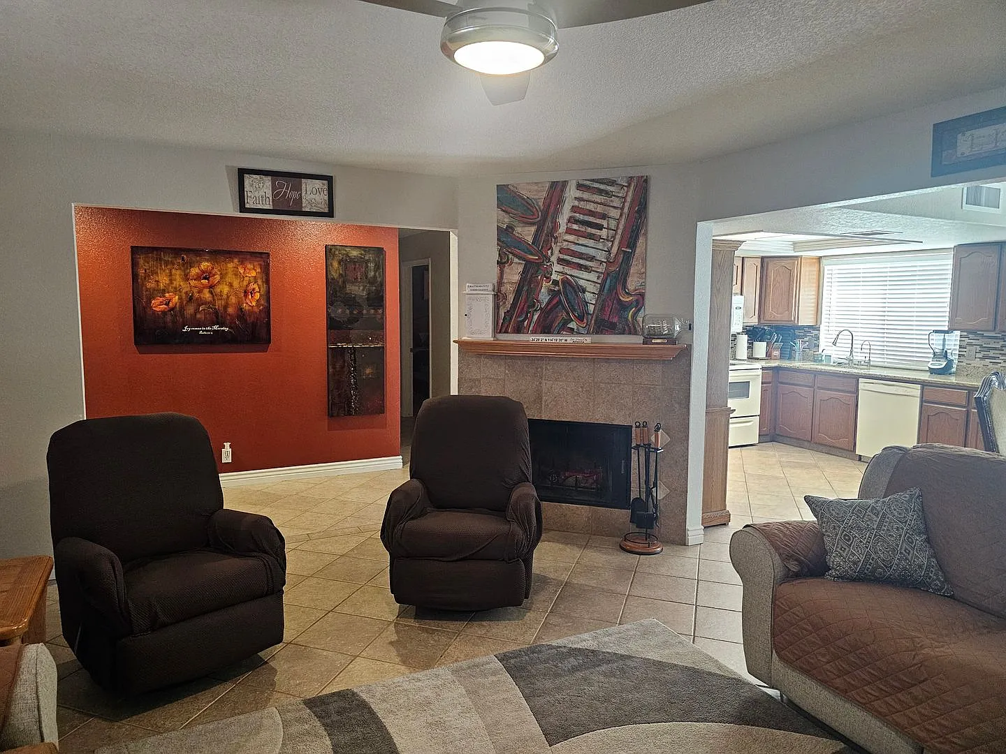 Winter Furnished Rental 2026-2027 Season Solar Heated Pool — Photo 3