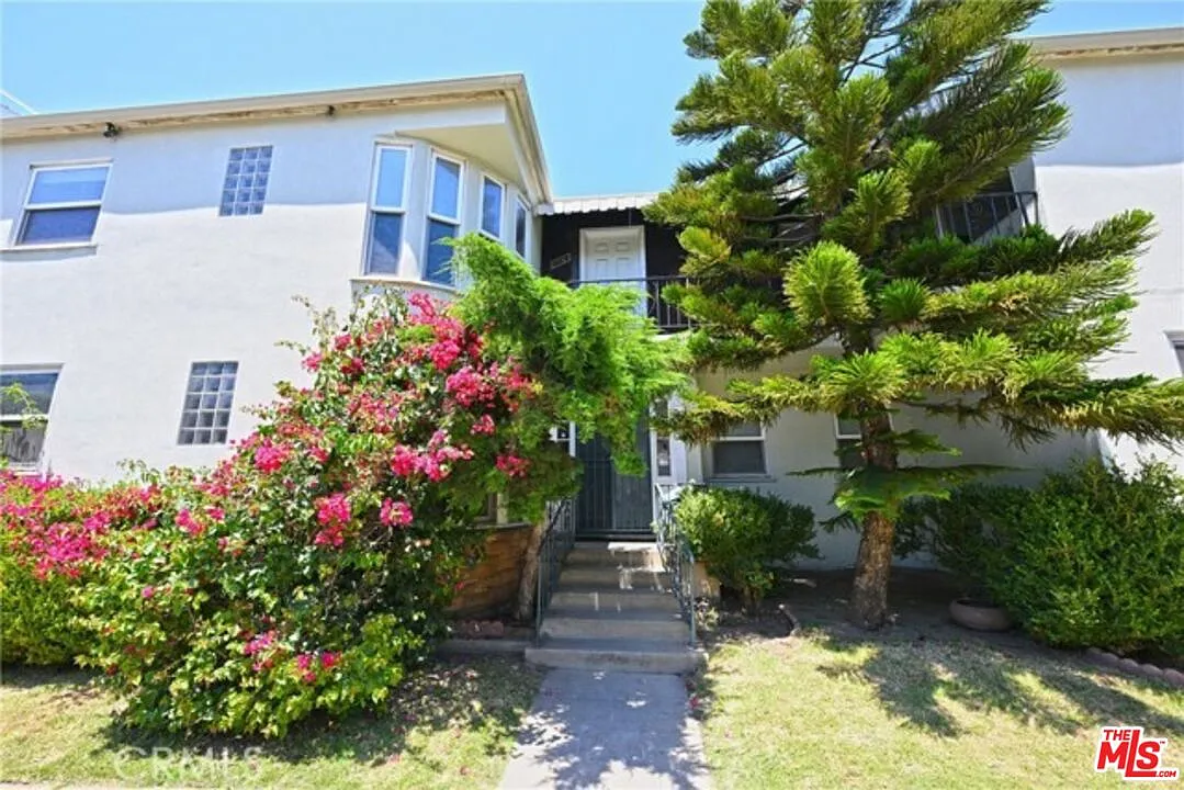 2 bed, 2.0 bath, 1200 sqft, $3,497 — Photo 1