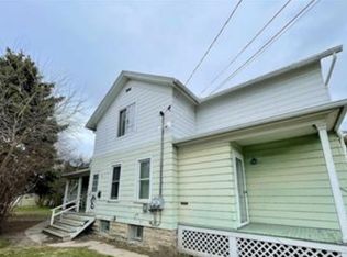 118 W 12th Ave, Oshkosh, WI 54902