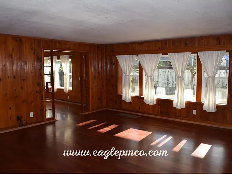 5710 SE Woodstock Blvd — Photo 6