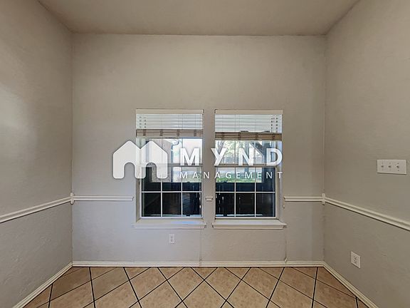 4th image of 819 S Sherry Ln #S
