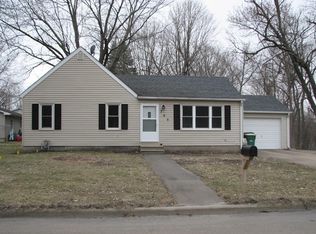 705 9th Ave SW, Independence, IA 50644