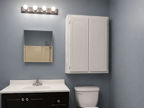 Photo of similar unit