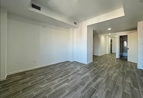 Rented by NY Space Finders Inc. | media 5