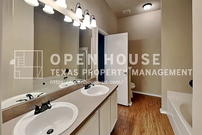 5561 Spring Ridge Dr — Photo 11
