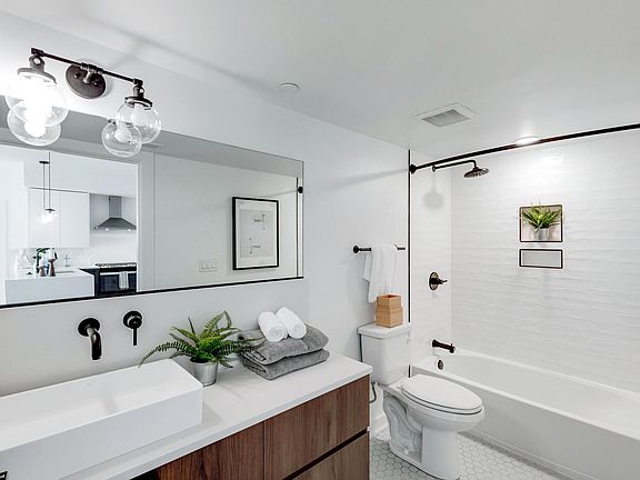 5th image of 745 N 20th St #3G