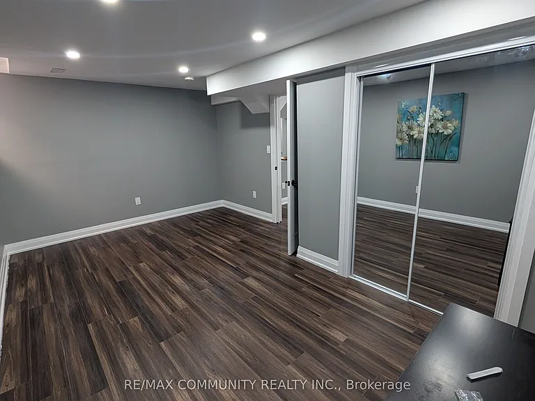 76 Durango Dr #BASEMENT — Photo 17