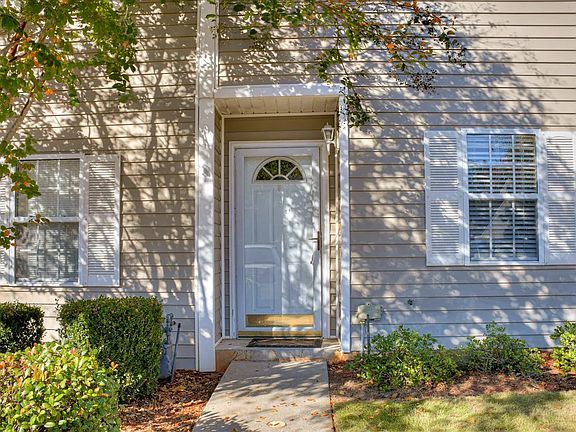 4th image of 4683 Brookwood Ln