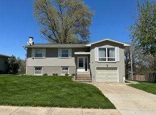 216 E Ingledue St, Marshalltown, IA 50158